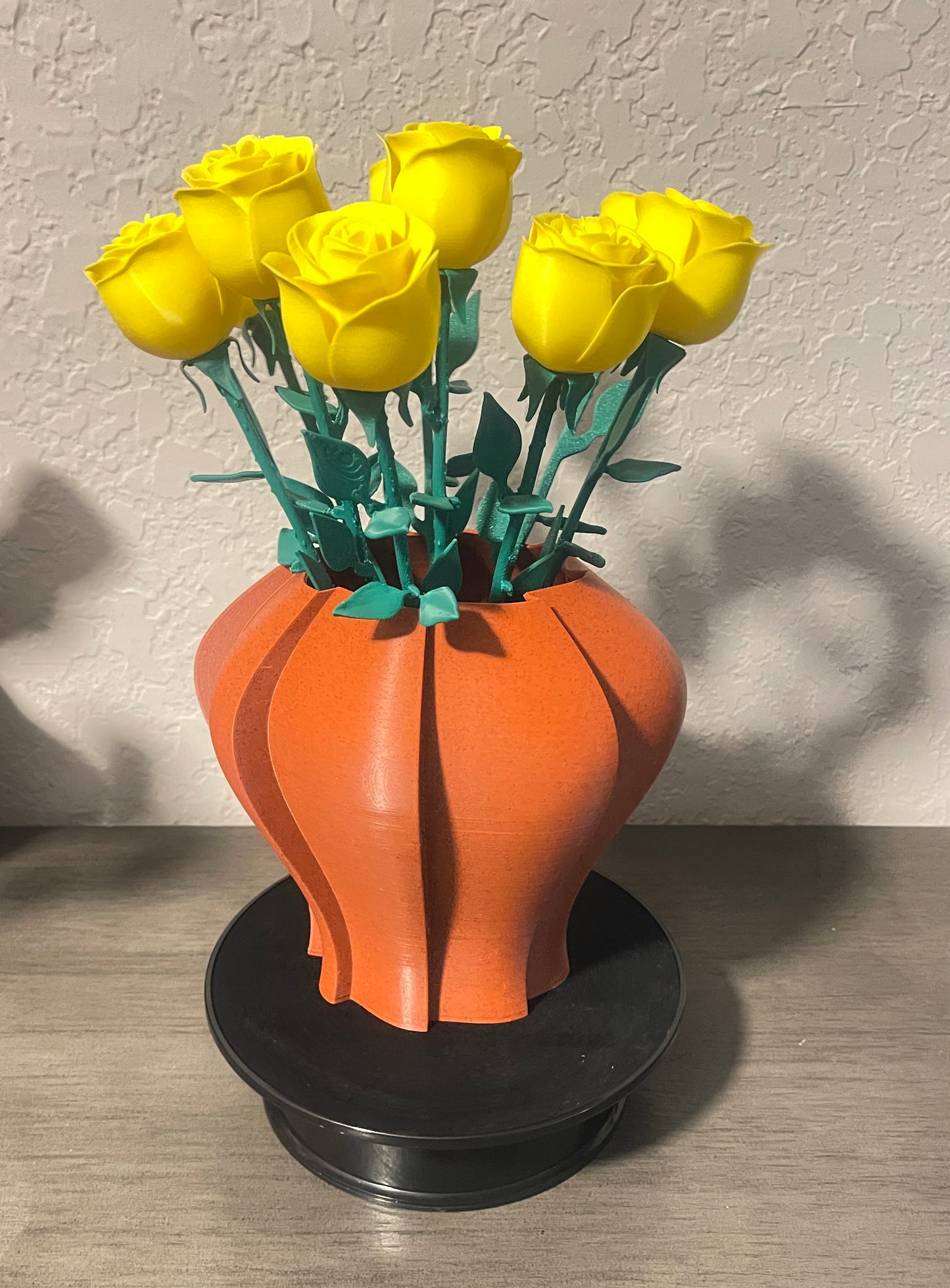 Windmill Vase Large Red Marble