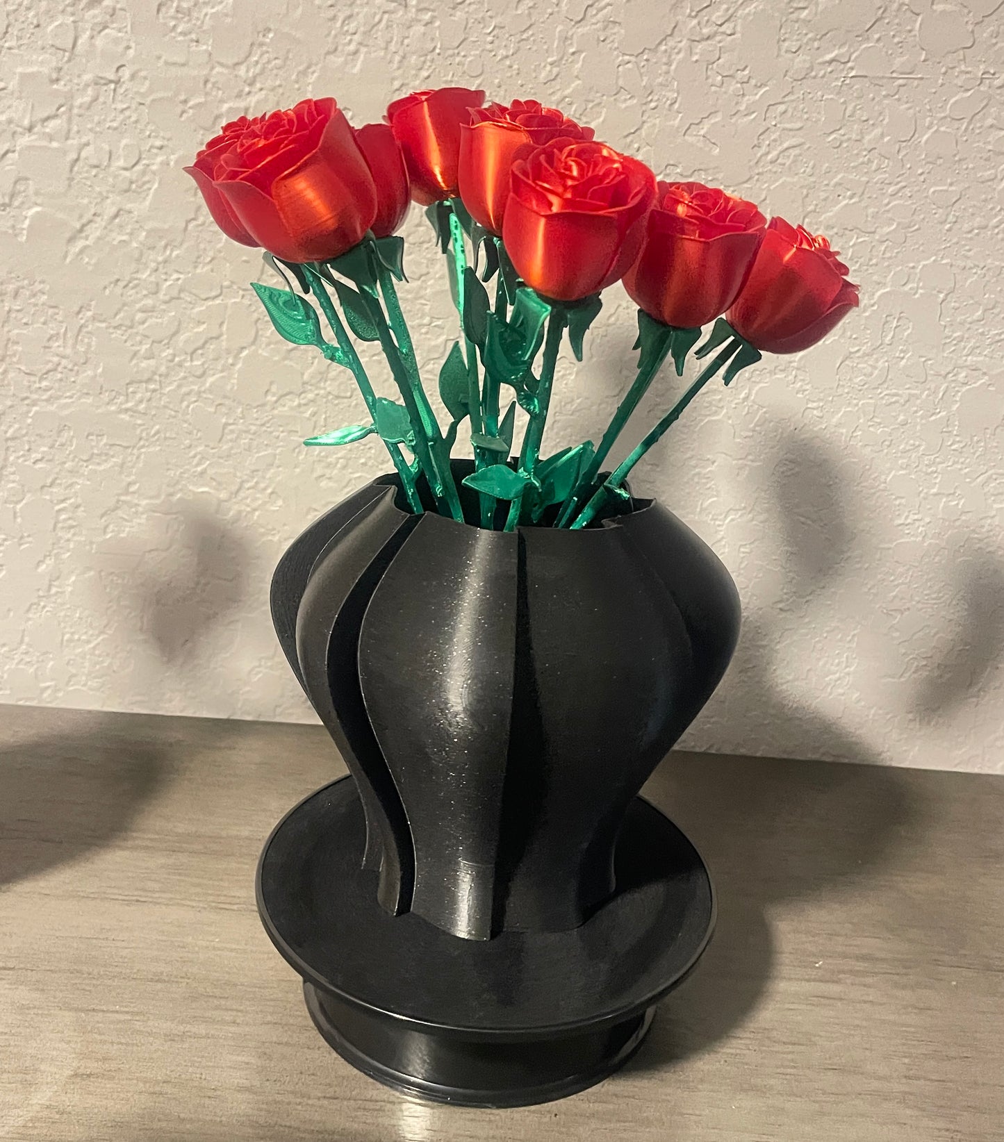 Windmill Vase Large Black