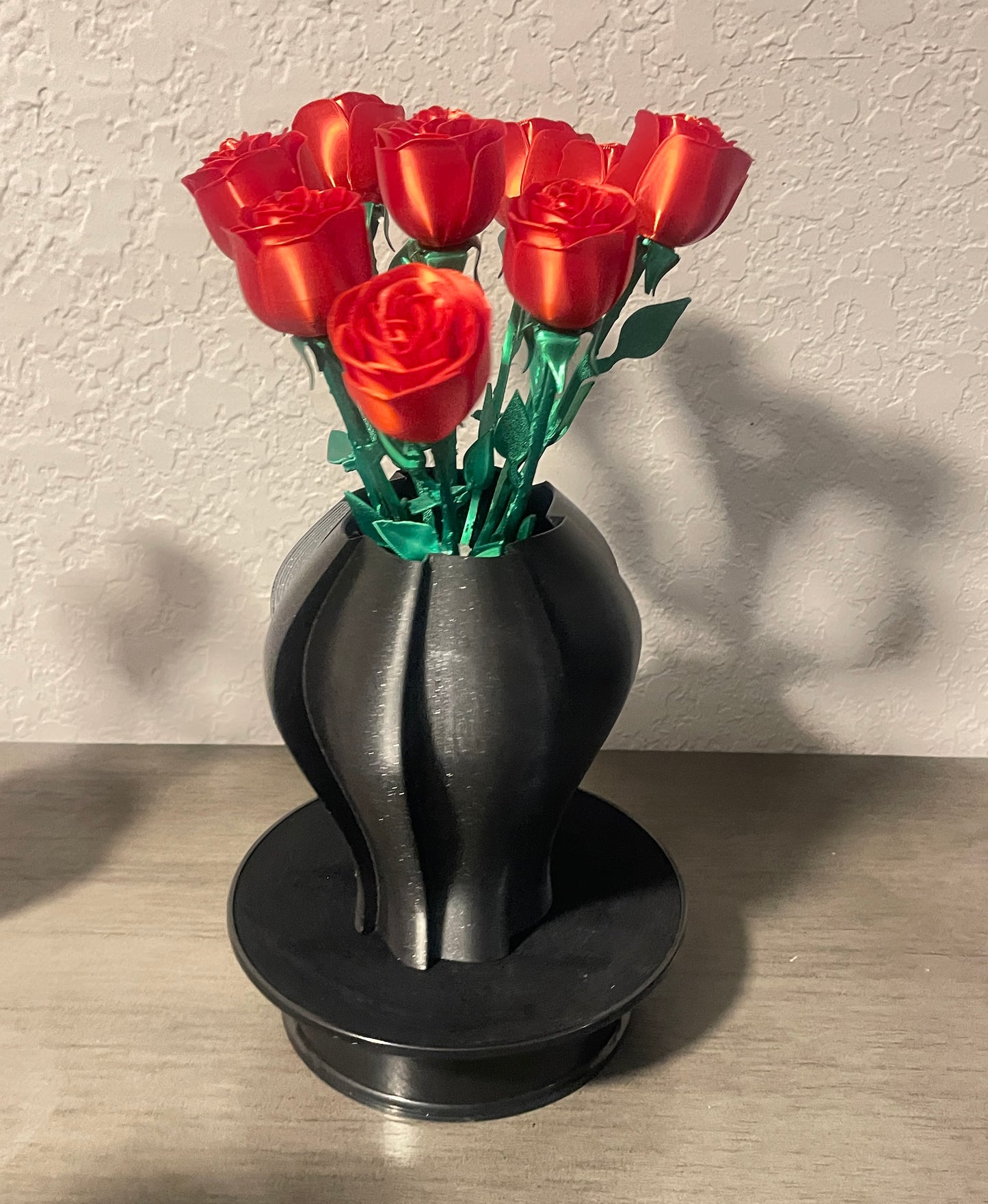 Windmill Vase Large Black