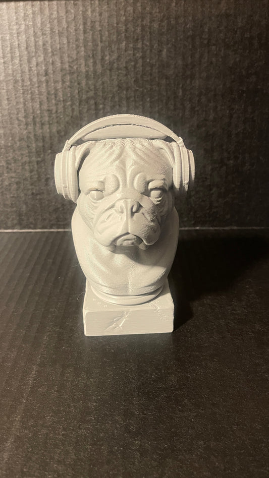 3D printed bulldog wearing headphones